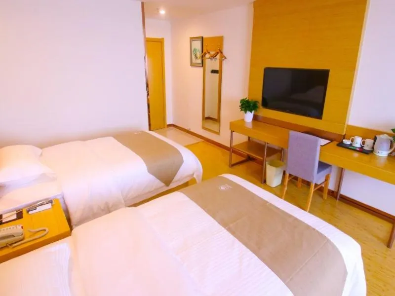 Bed in GreenTree Inn Texas Linyi County Jibei Bus Terminal Express Hotel