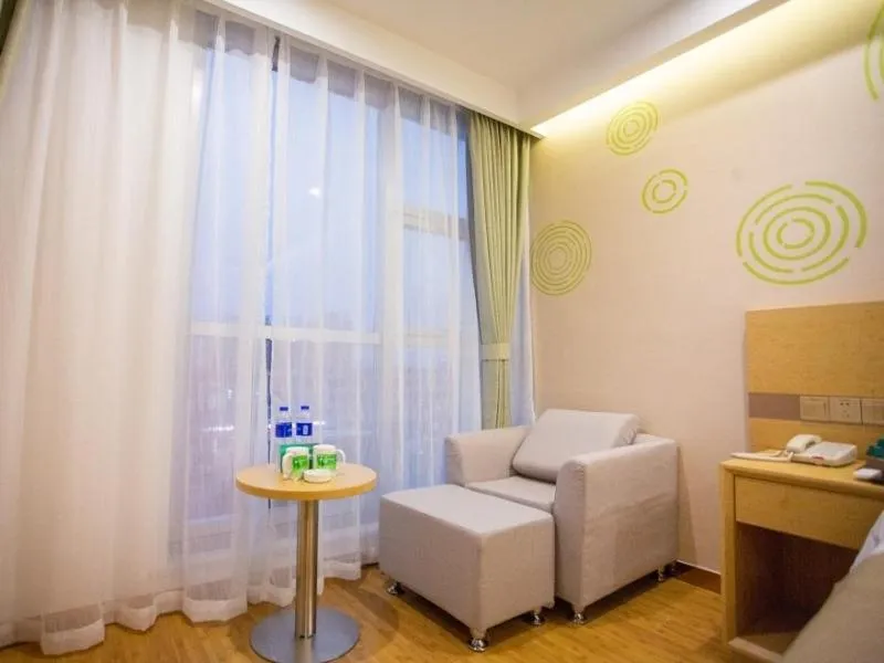 GreenTree Inn Fuyang Yingquan District Lanshan Road Linyi Mall Express Hotel