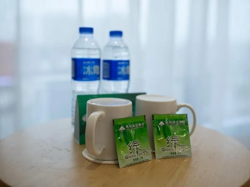 GreenTree Inn Fuyang Yingquan District Lanshan Road Linyi Mall Express Hotel