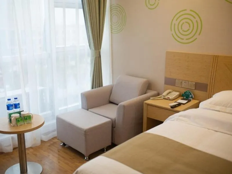 GreenTree Inn Fuyang Yingquan District Lanshan Road Linyi Mall Express Hotel