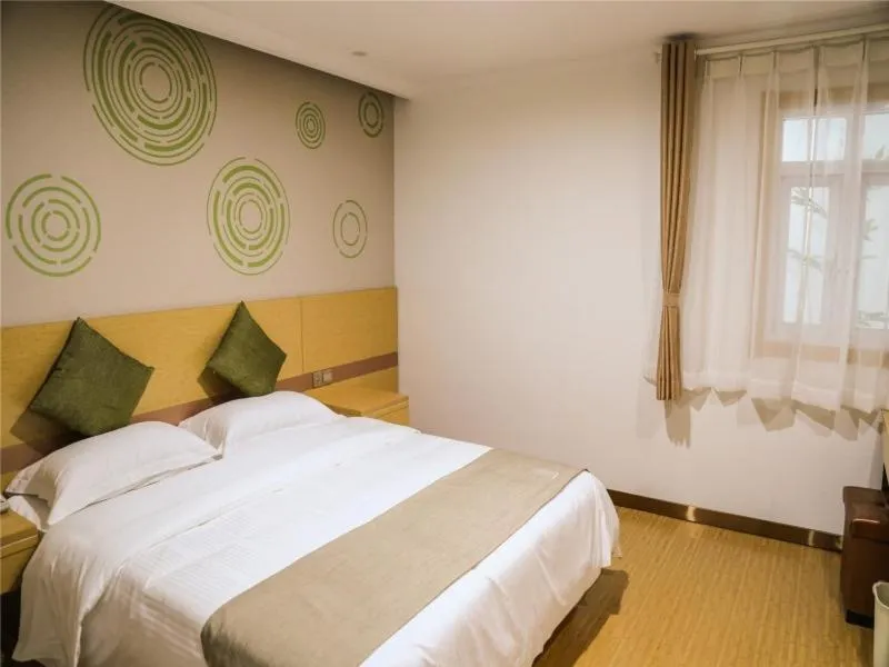 Bed in GreenTree Inn Nanjing Zhongshan Mausoleum Scenic Area Zhongling Street Subway Station Express Hotel