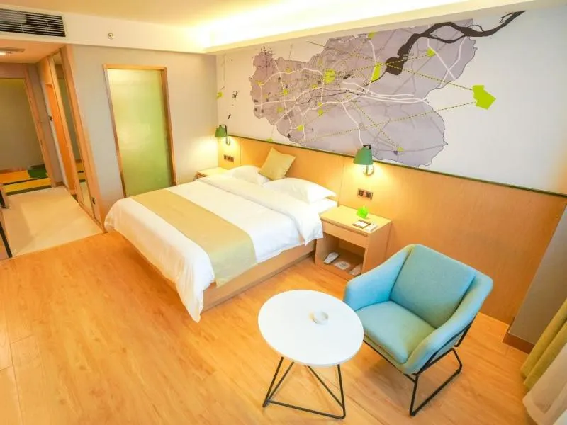 Bed in Vatica Kashgar Ancient city of Muir Hotel