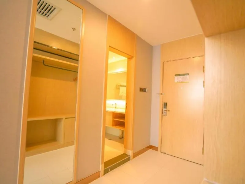 Vatica Kashgar Ancient city of Muir Hotel