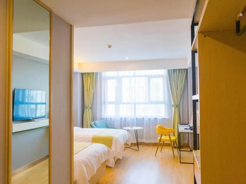 Bed in Vatica Kashgar Ancient city of Muir Hotel