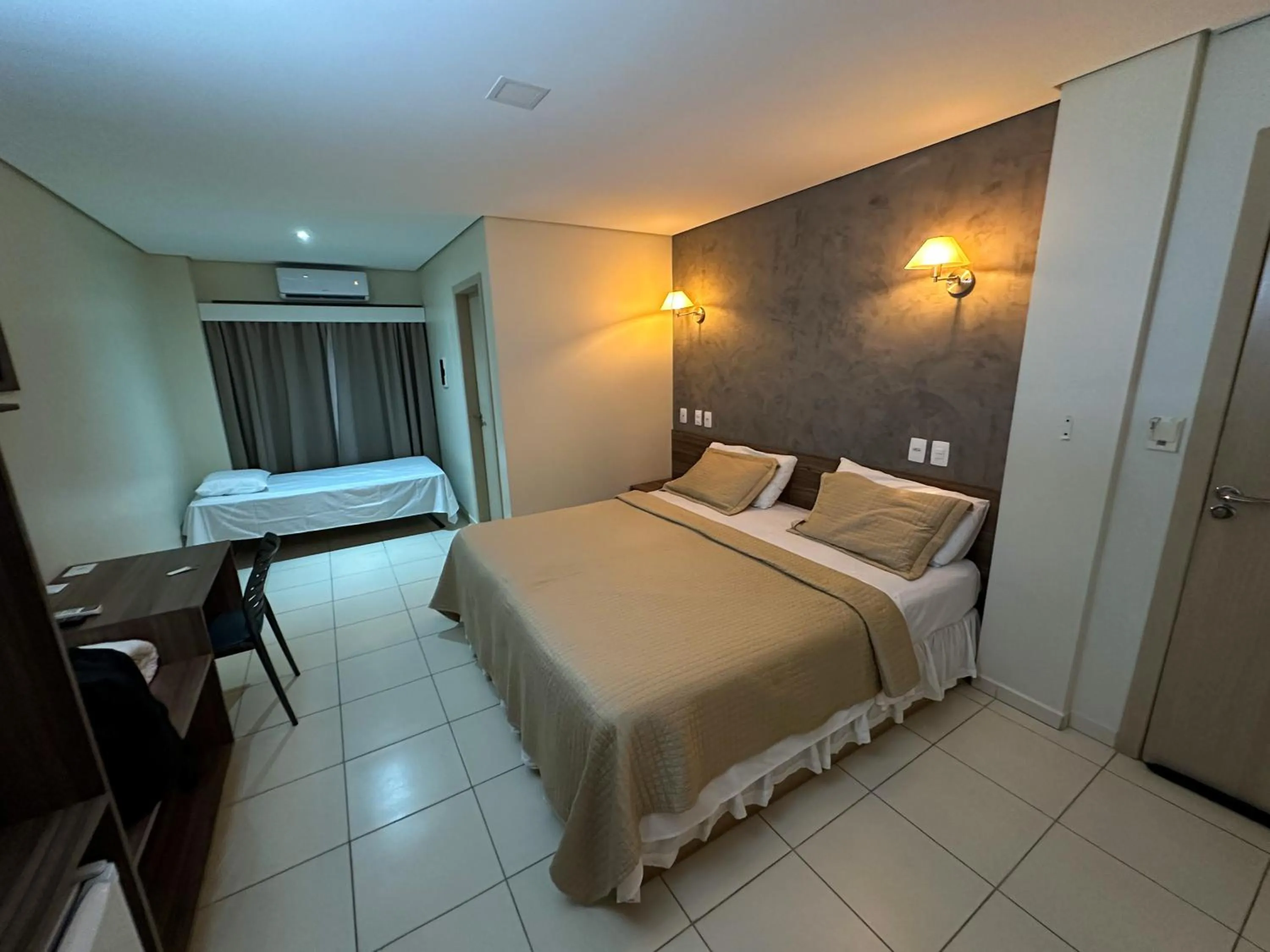 Photo of the whole room, Bed in Amazônia Palace Hotel