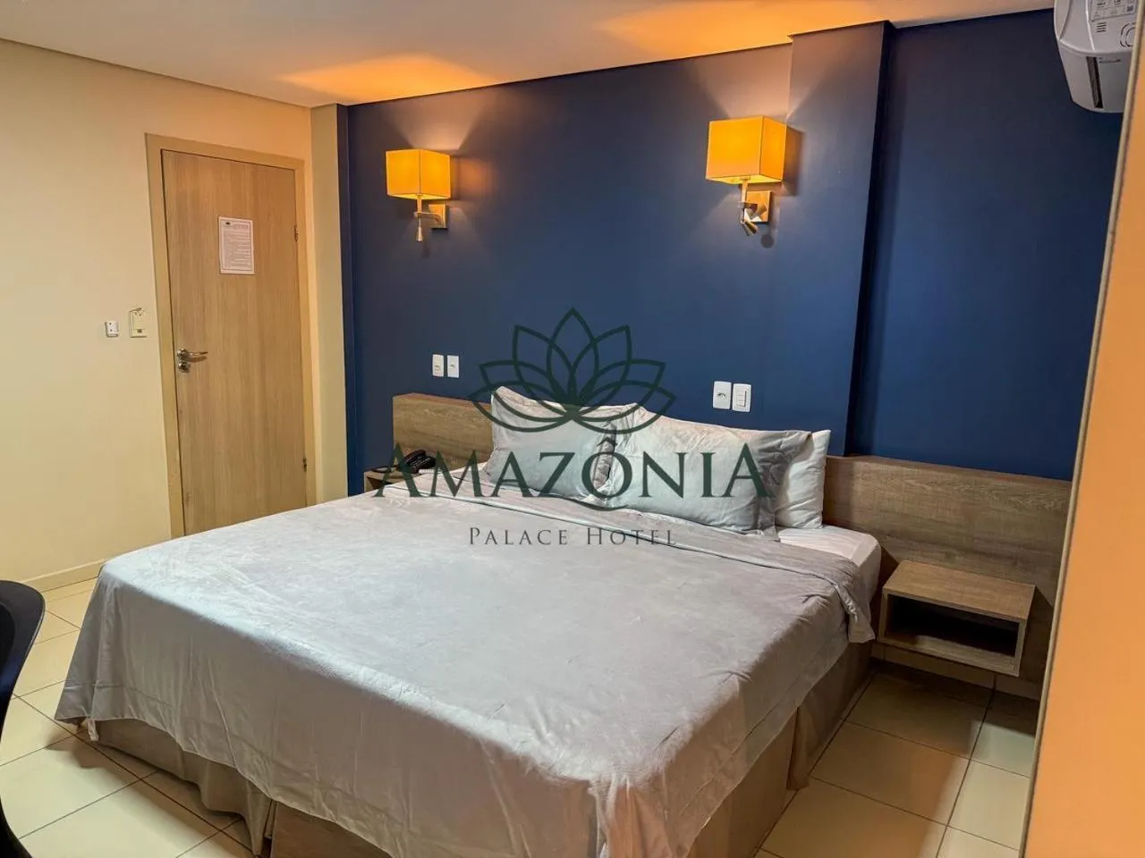 View (from property/room), Bed in Amazônia Palace Hotel