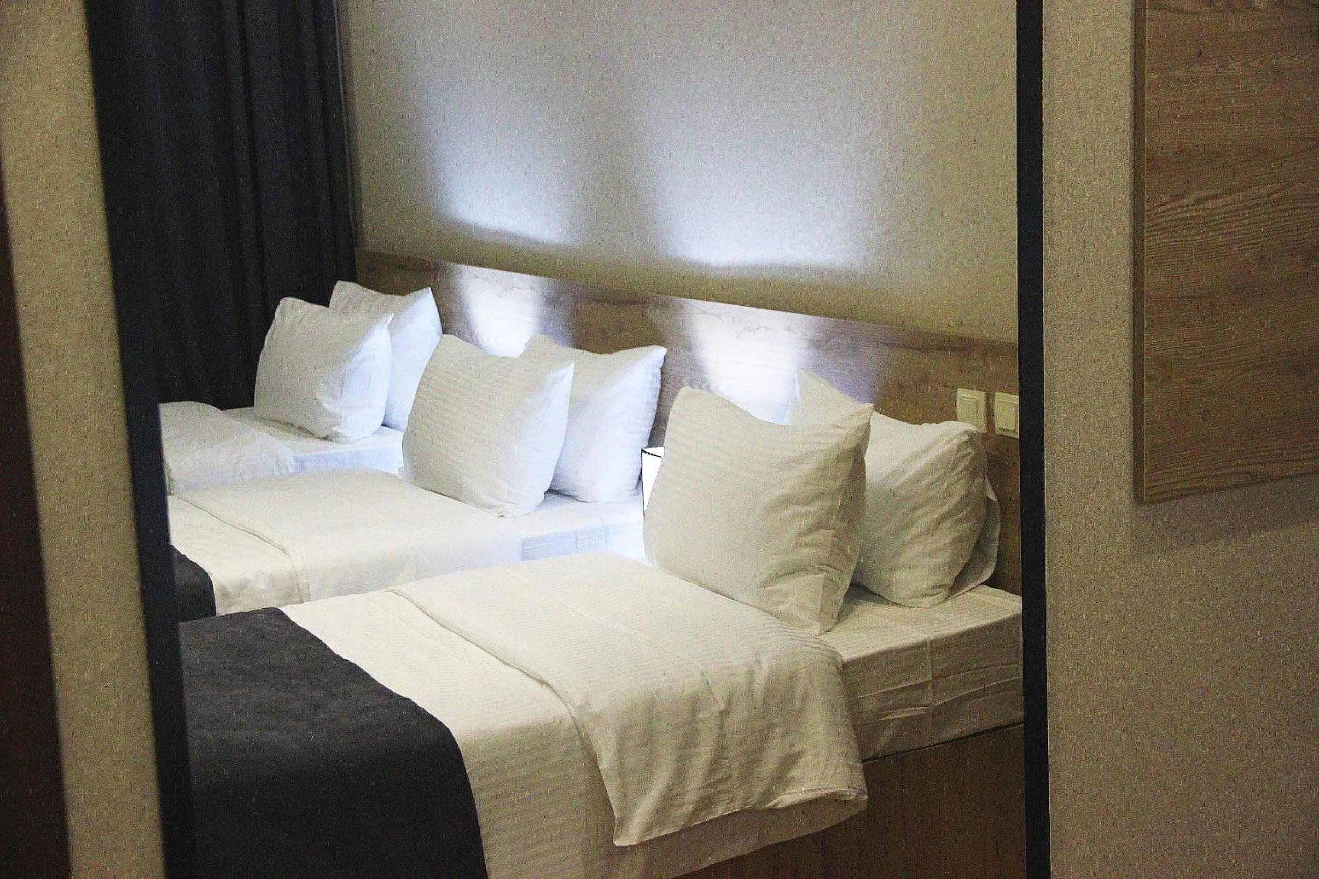 Bed in City Heart Hotel