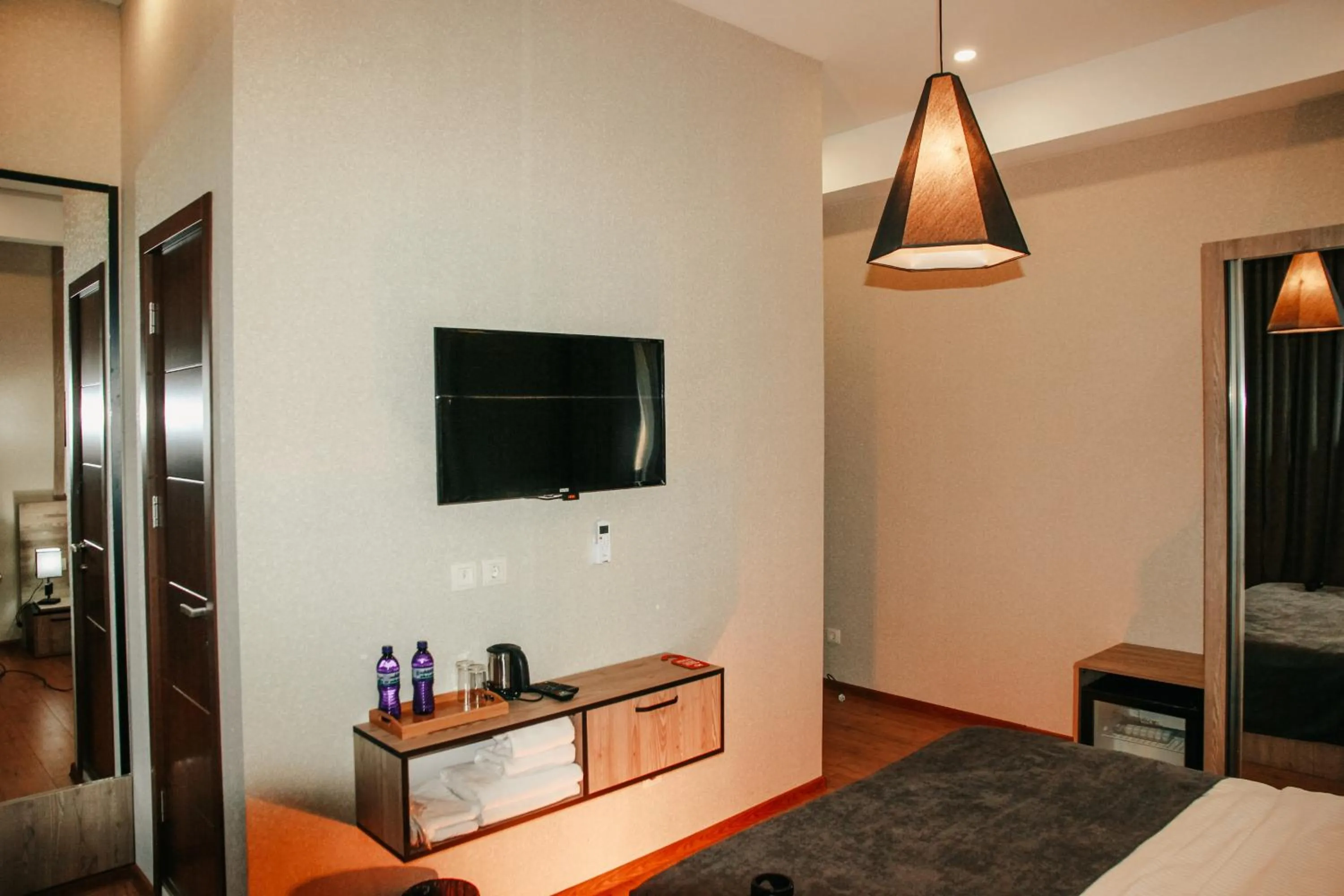 TV and multimedia, Bed in City Heart Hotel