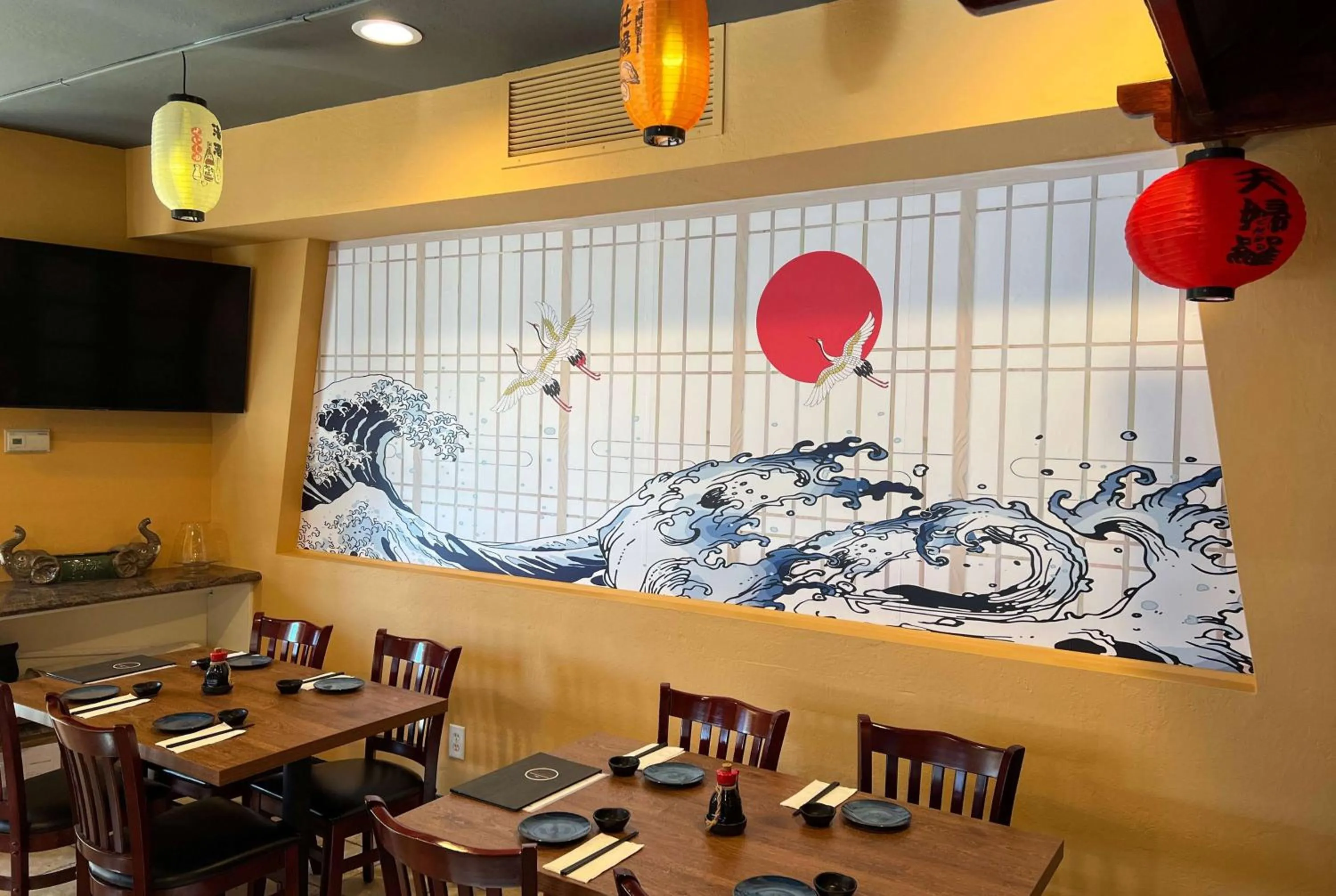 Restaurant/places to eat in La Quinta by Wyndham San Francisco Airport West Millbrae FREE AIRPORT SHUTTLE