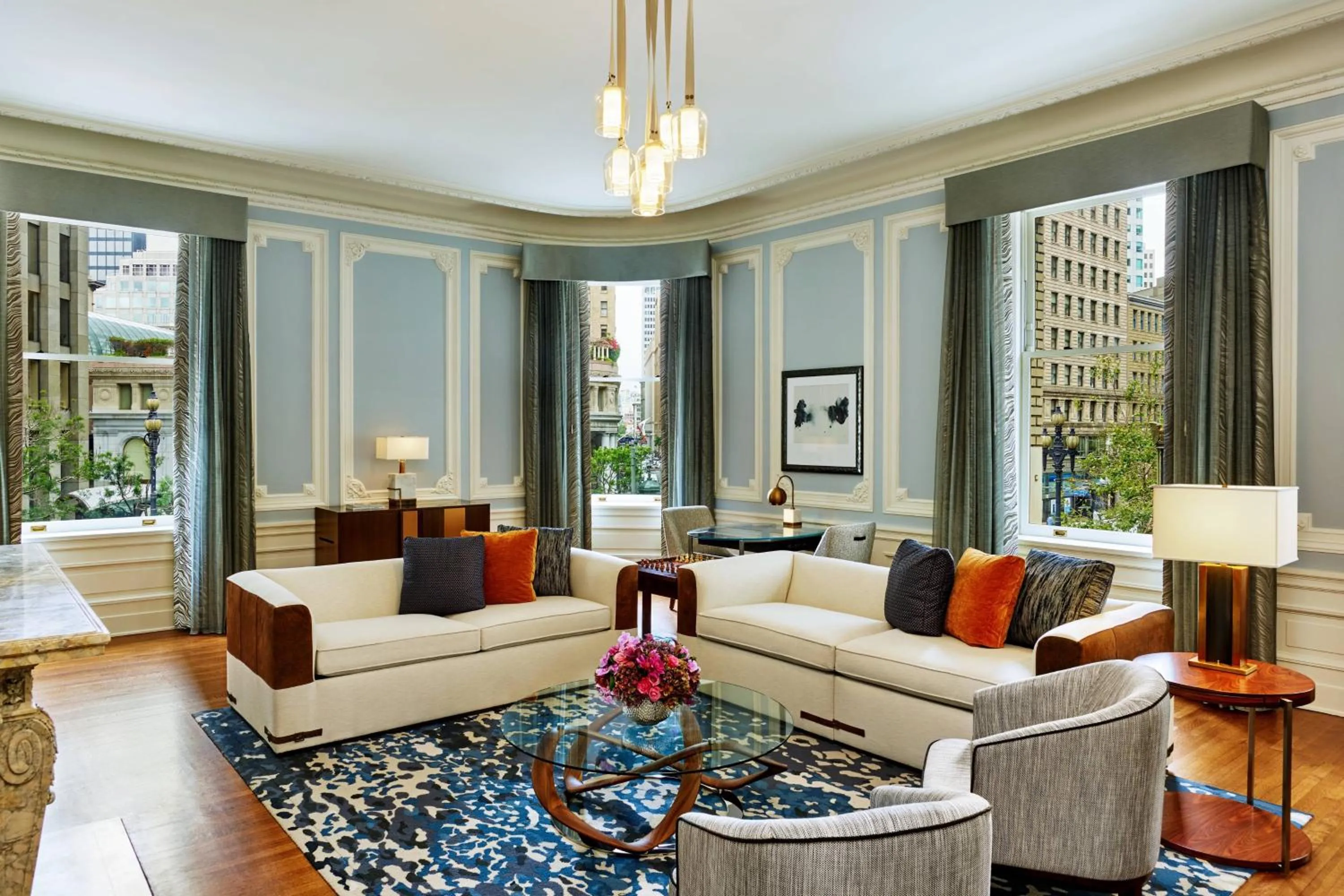 Living room in Palace Hotel, a Luxury Collection Hotel, San Francisco
