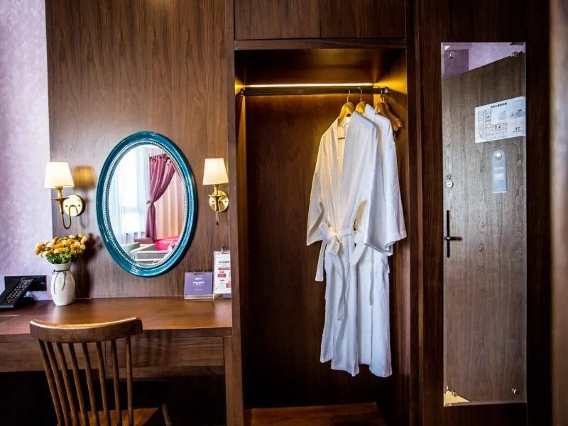 Gemei Hotel Luoyang Longmen High-speed Railway Station