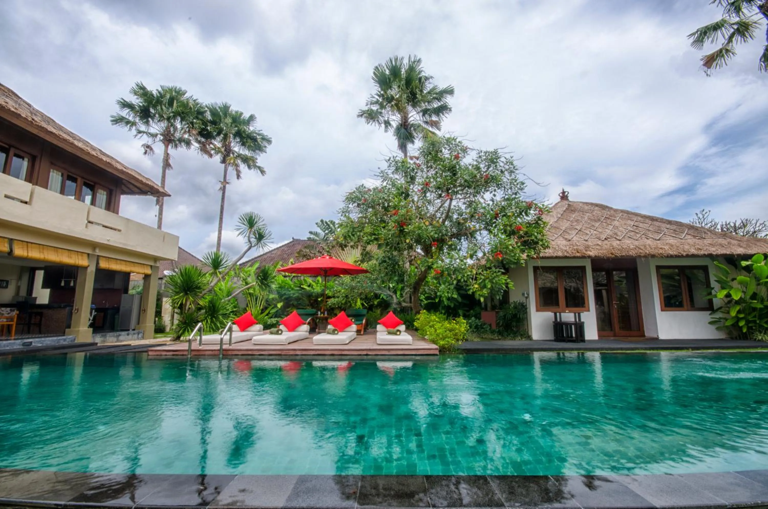 Swimming pool in Imani Villas