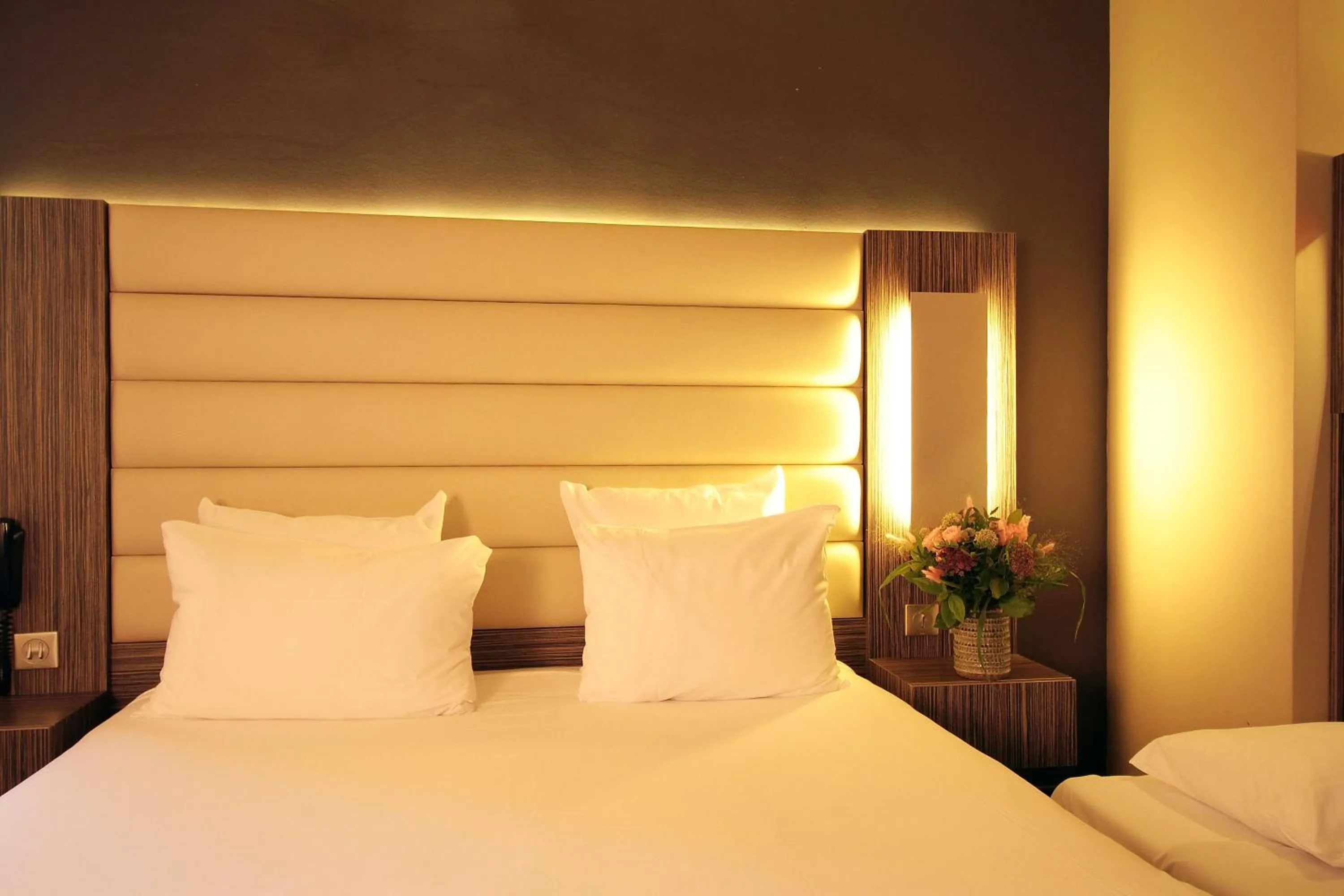 Bedroom, Bed in Hôtel de Brienne