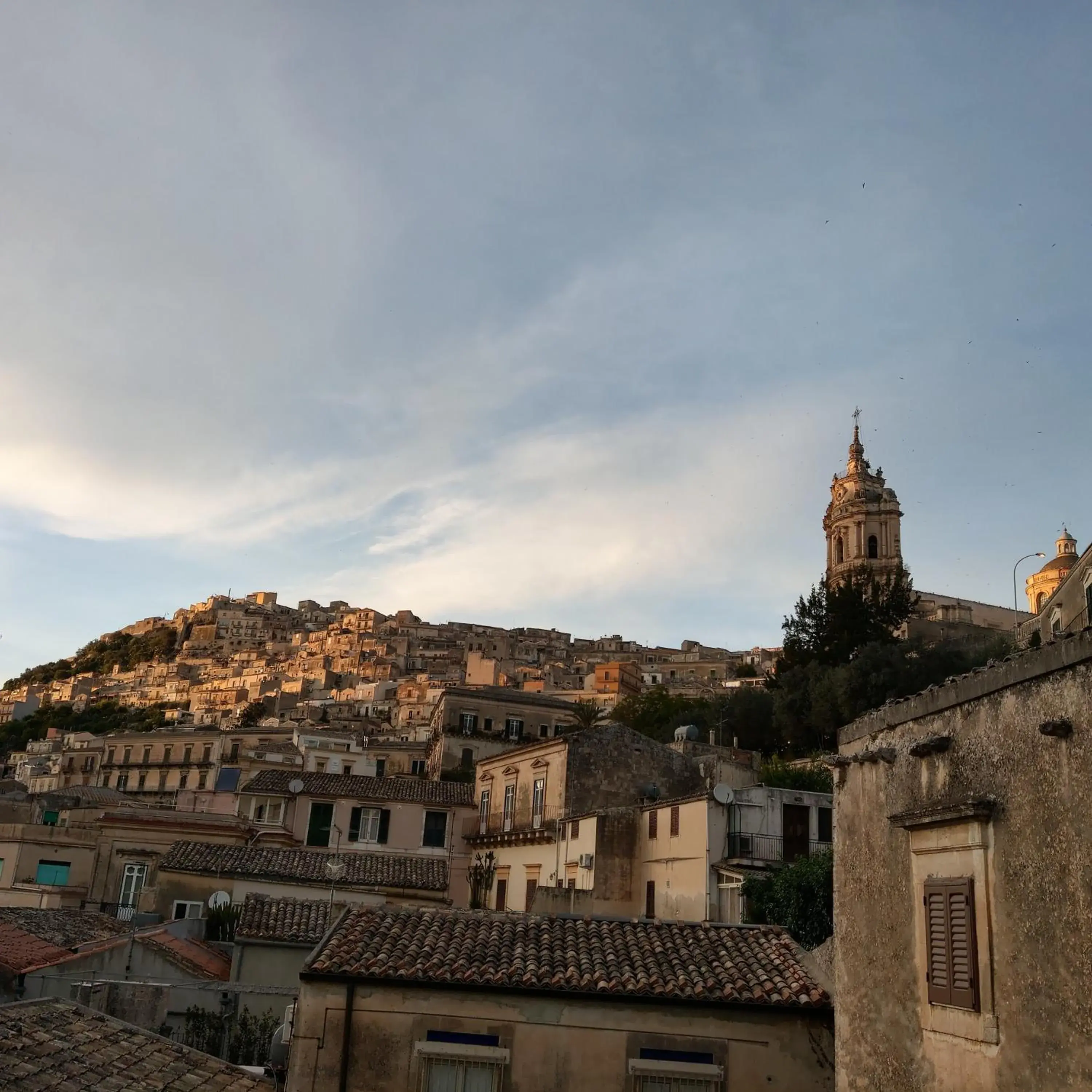 Casa Mavì Limite delle due Matrici Casa Mavì Limite delle due Matrici