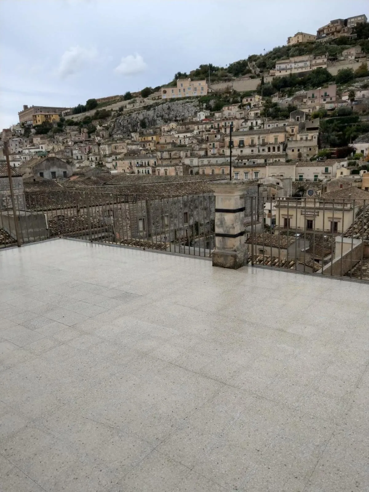 Casa Mavì Limite delle due Matrici