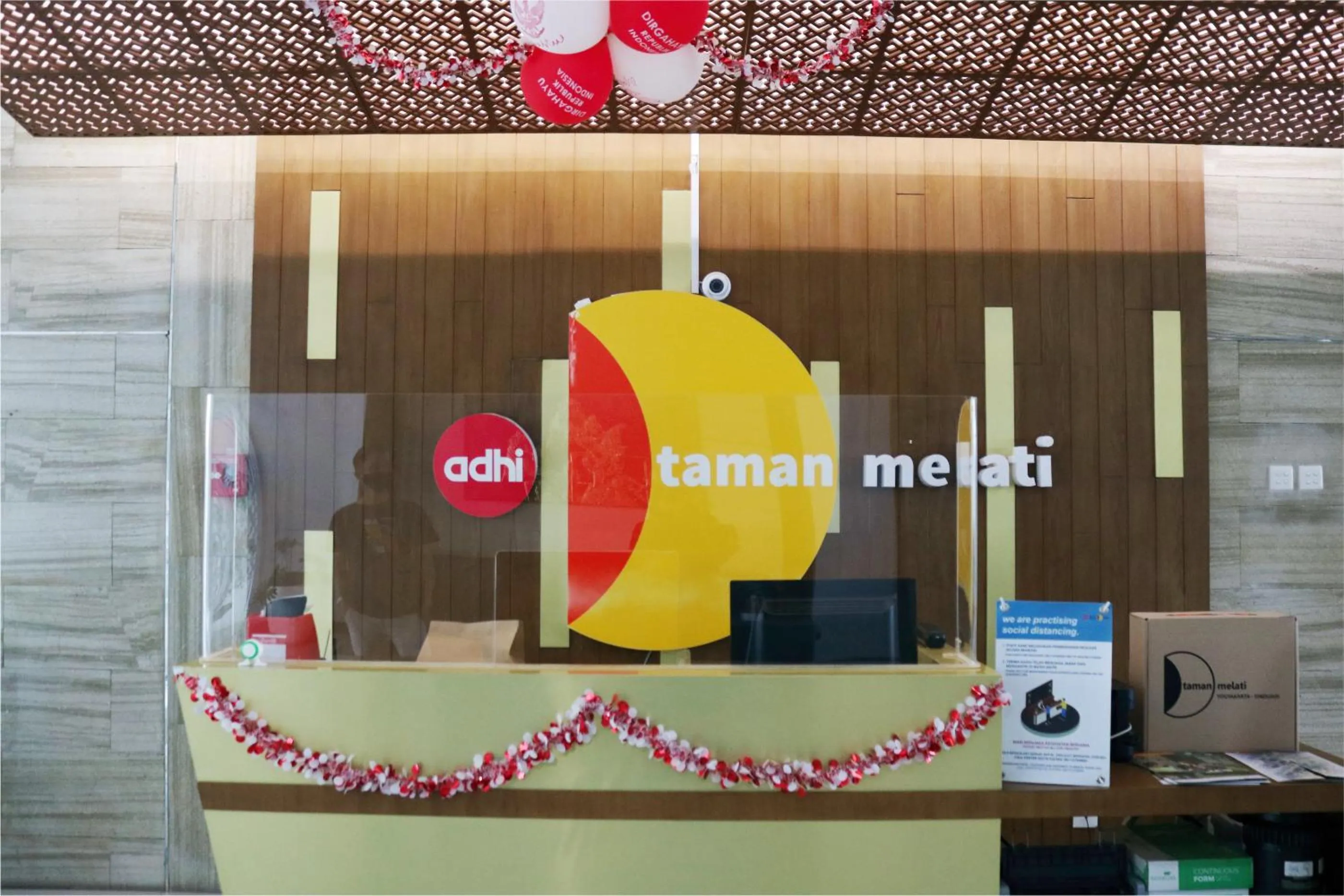 Lobby or reception in Apartemen Taman Melati Yogyakarta by ArFe Room