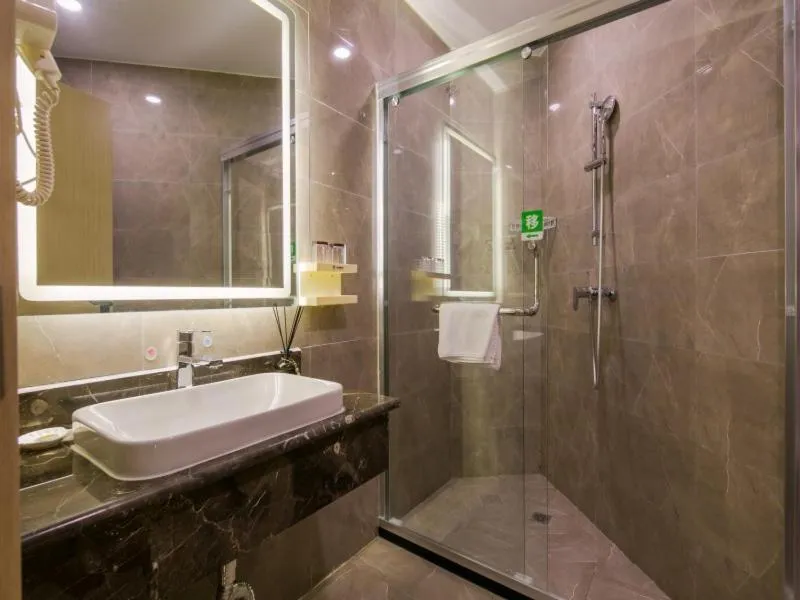 GreenTree Qindao Chengyang Zhengyang Middle Road Wanda Hotel