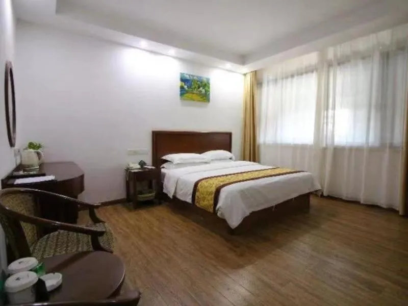 Bed in GreenTree Inn Jiangsu Changshu City Longying Square Express Hotel