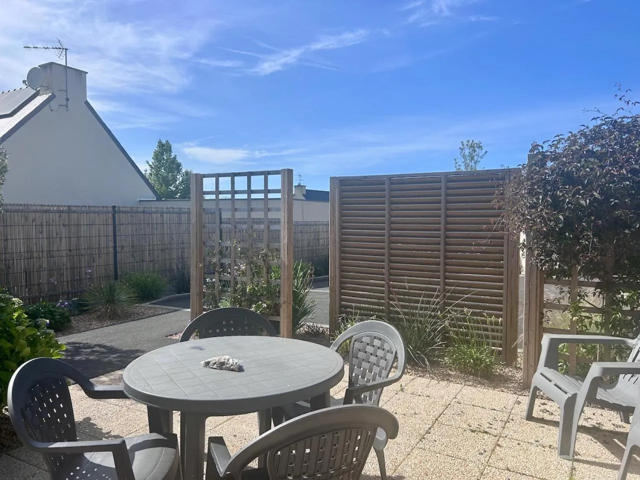 Patio in BRIT HOTEL Lannion-Perros Guirec