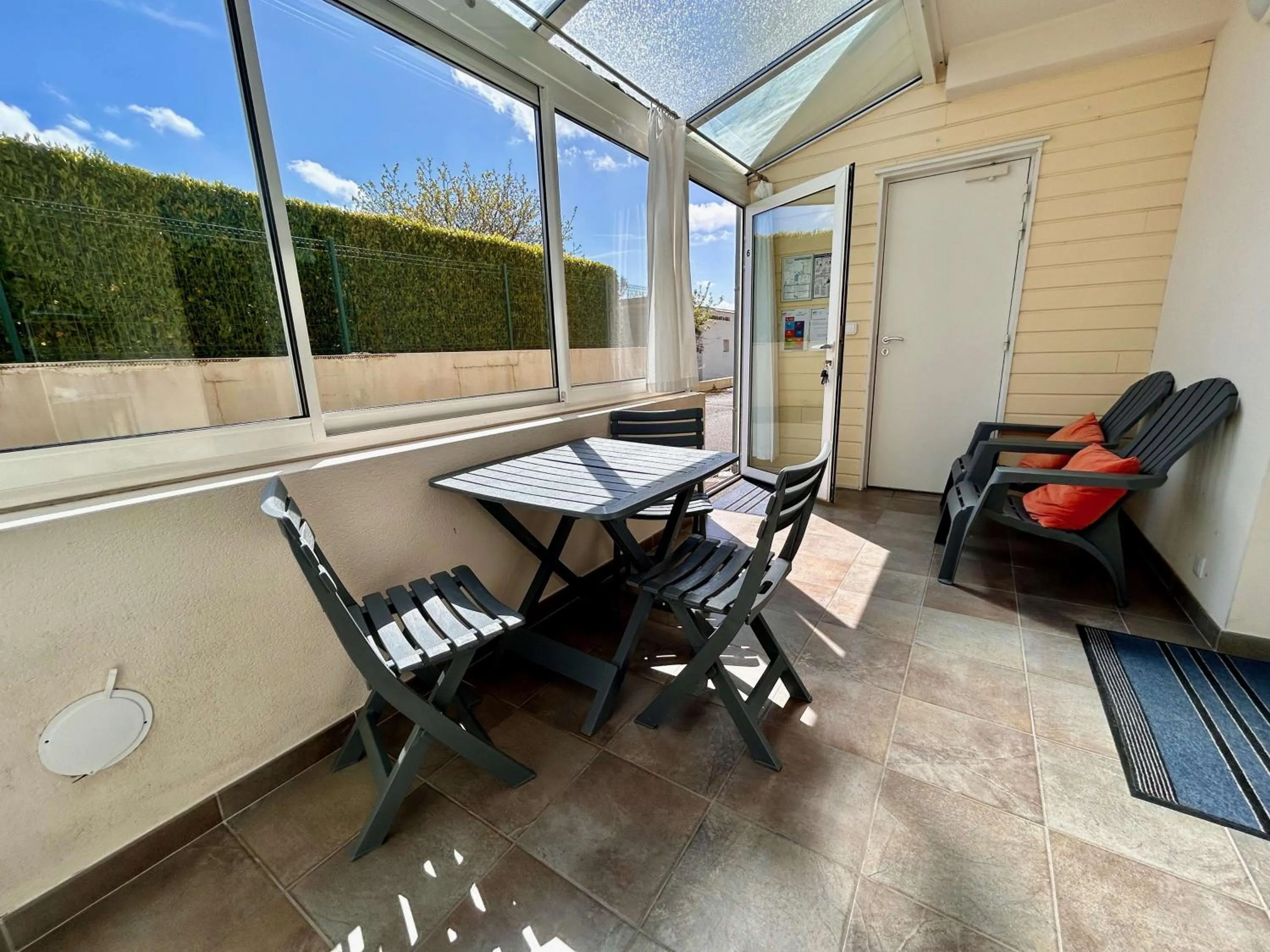 Bedroom in BRIT HOTEL Lannion-Perros Guirec