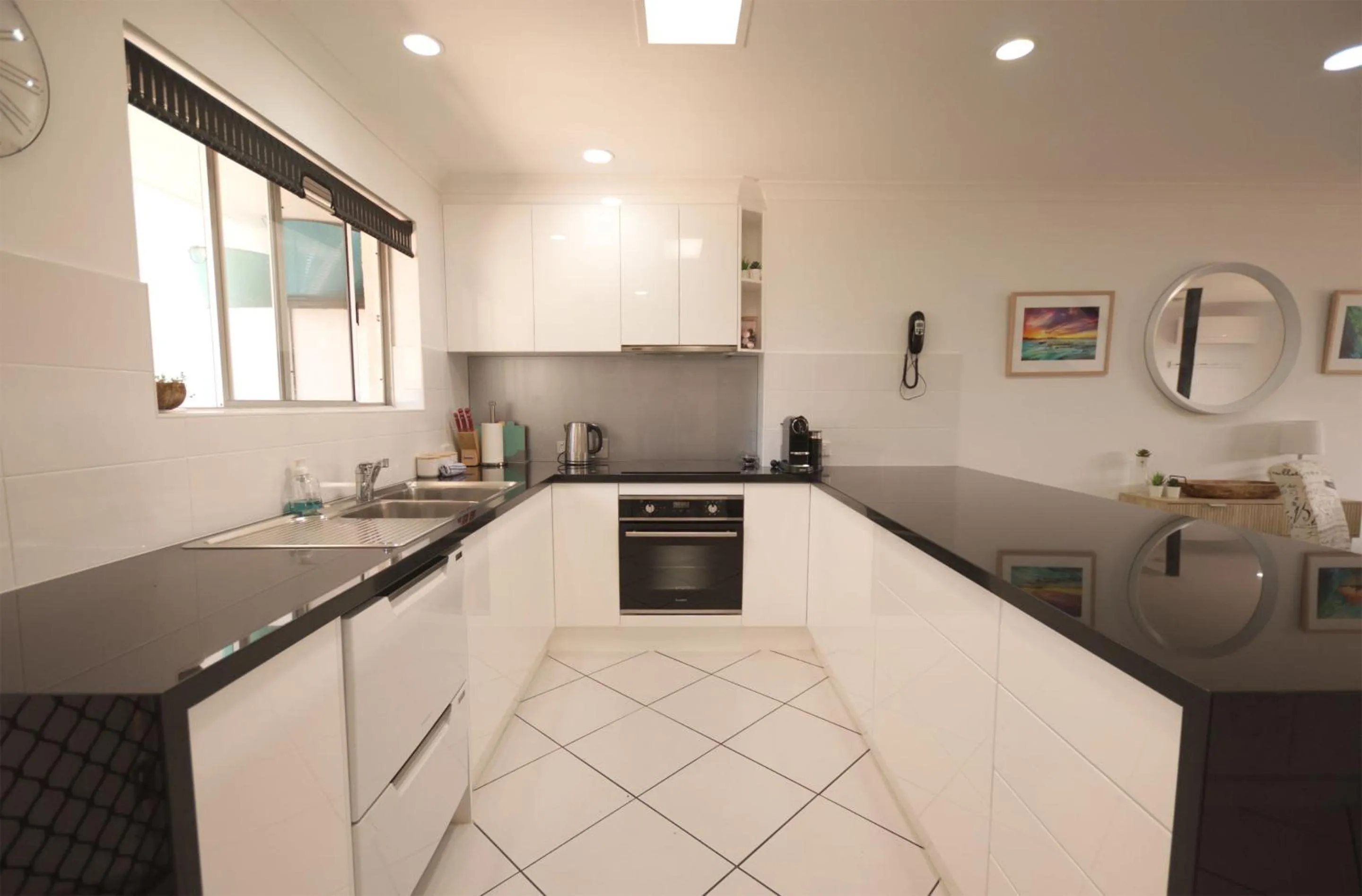 Kitchen or kitchenette in Raintrees Moffat Beach