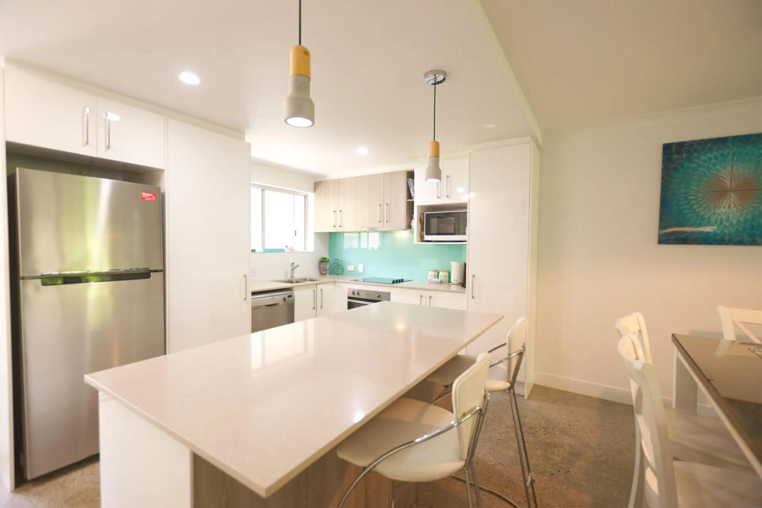 Kitchen or kitchenette in Raintrees Moffat Beach