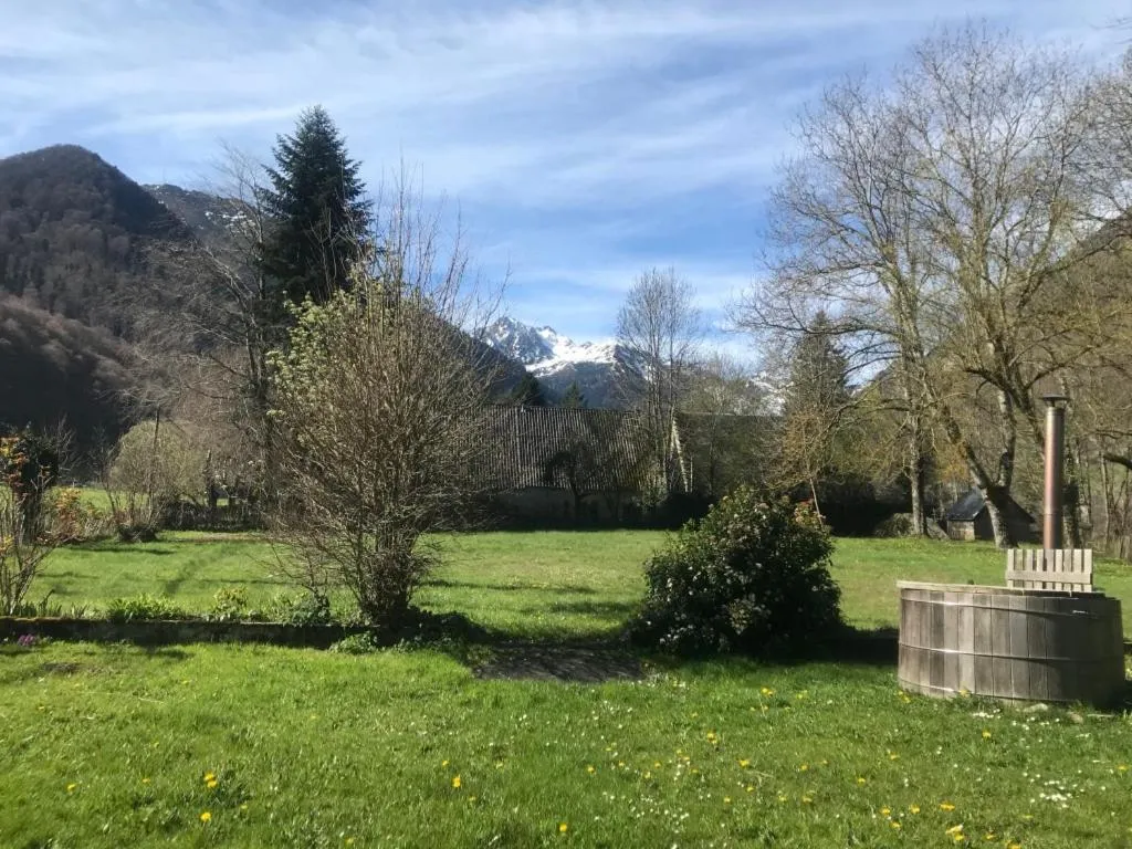 Garden in Maison d'hoursentut