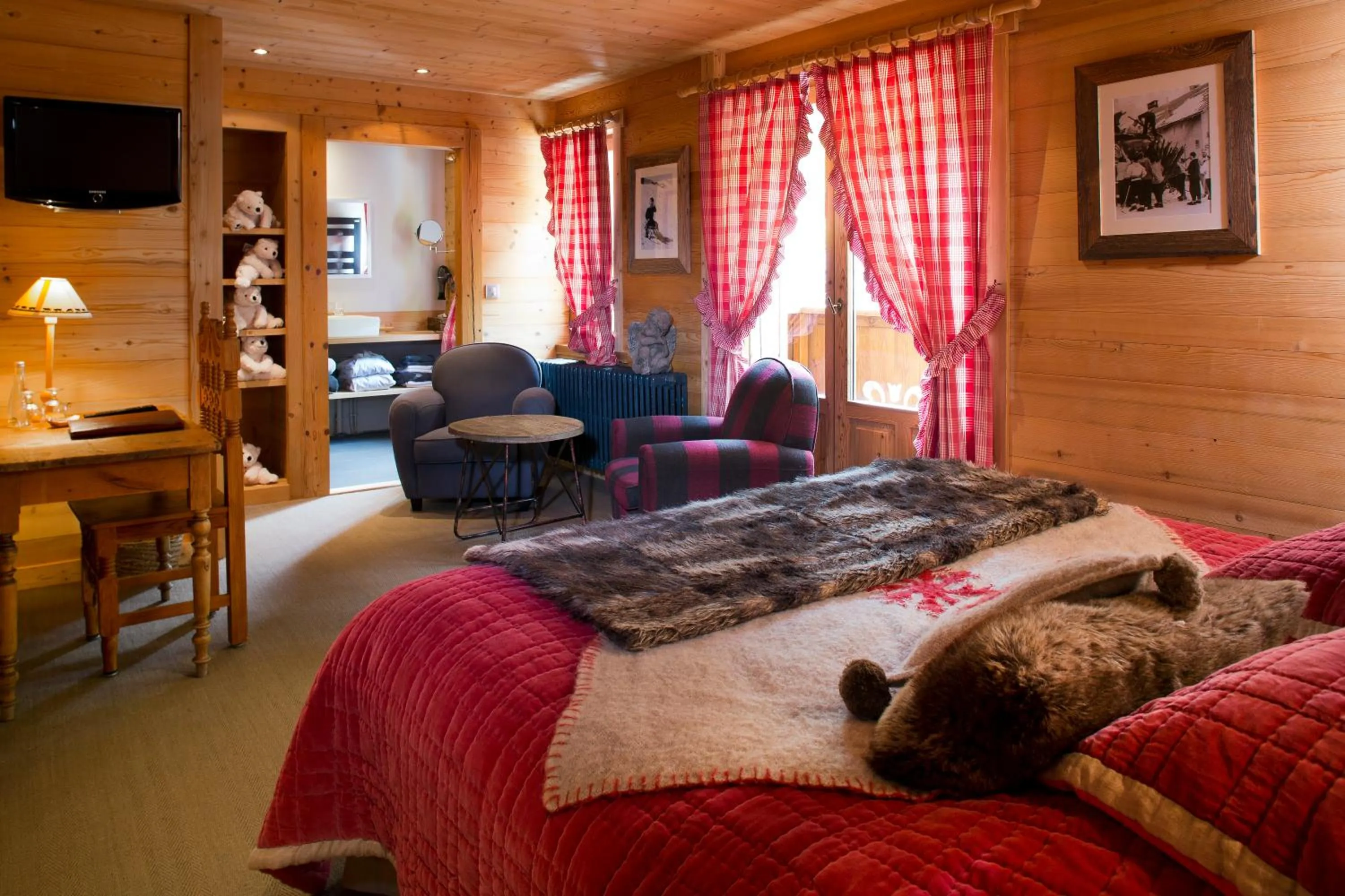 Winter, Bed in Chalet-Hôtel & Spa Les Cimes