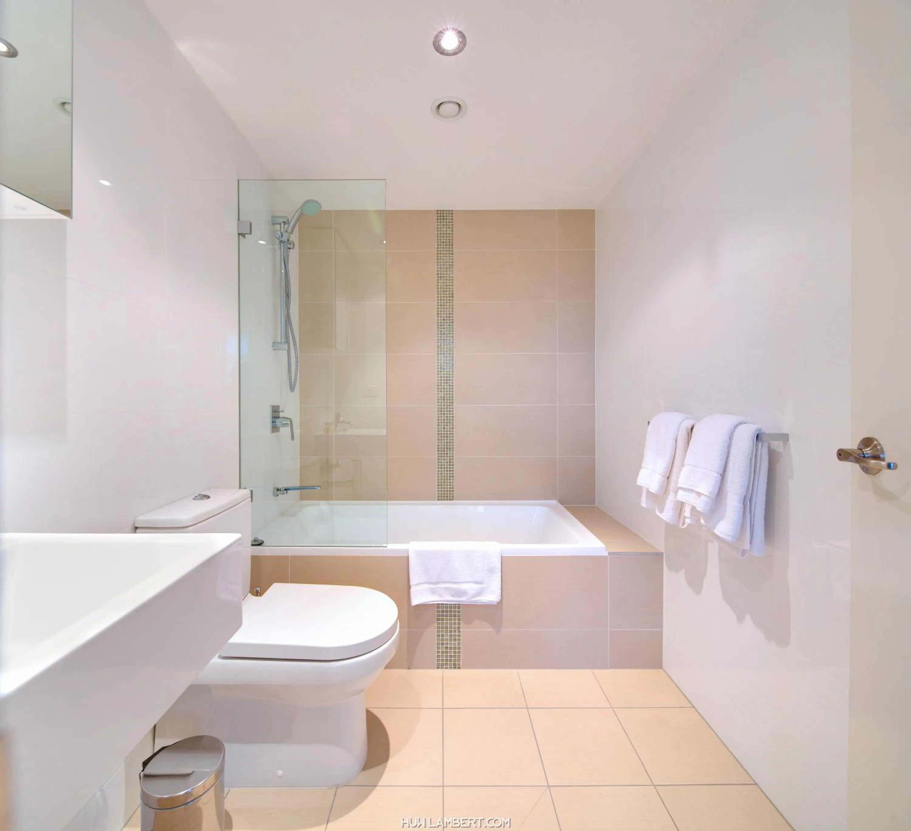 Bathroom in Zara Tower – Luxury Suites and Apartments