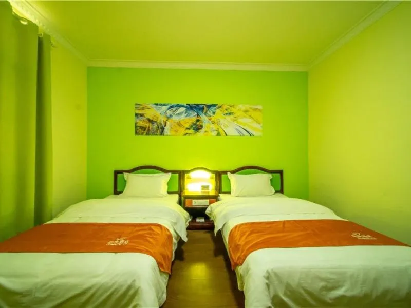 Bed in Shell Dali City Dali Ancient Town South Gate Hotel