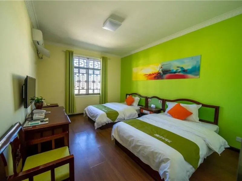 Bed in Shell Dali City Dali Ancient Town South Gate Hotel