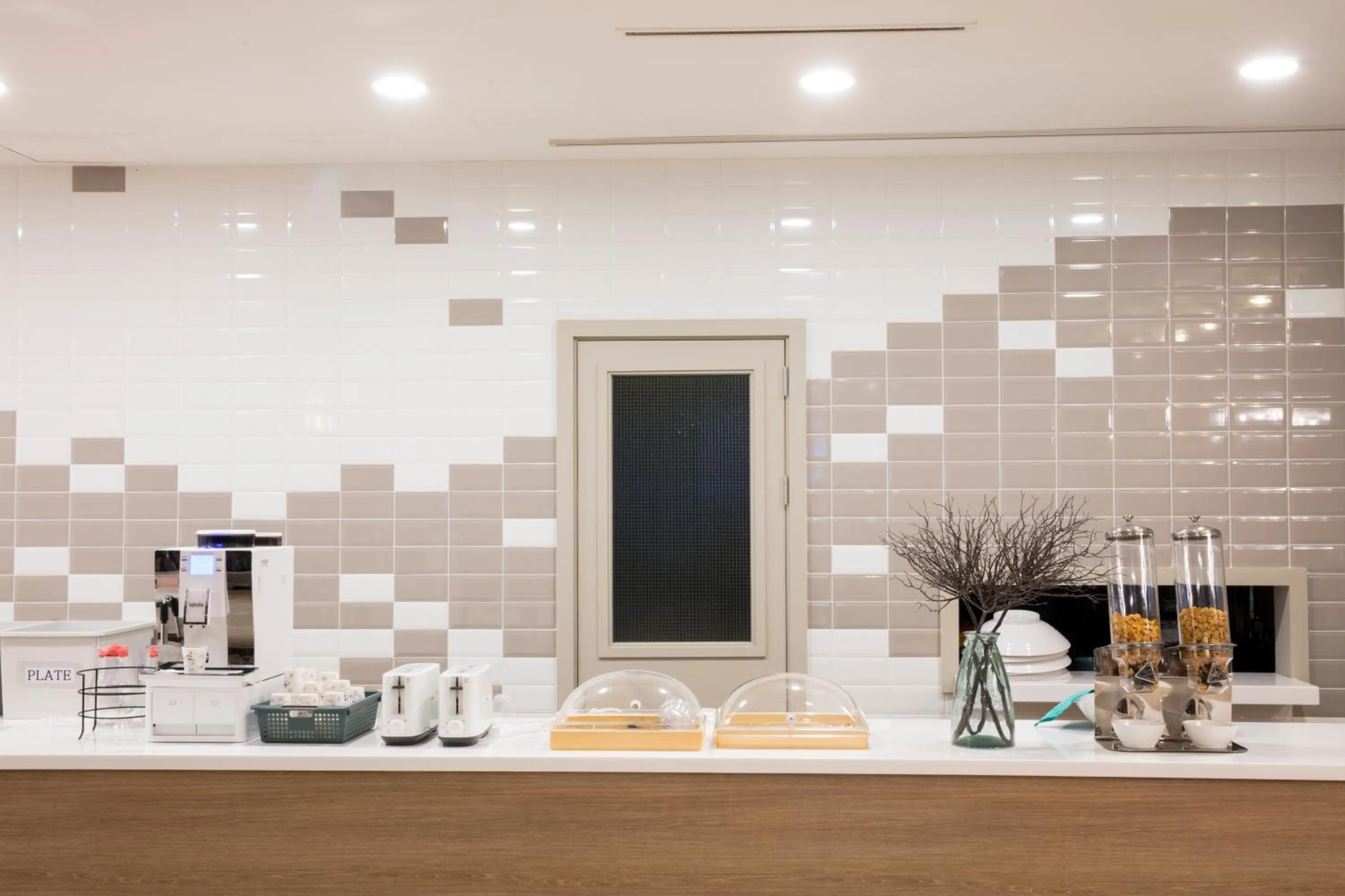 Restaurant/places to eat in Lamer Hotel