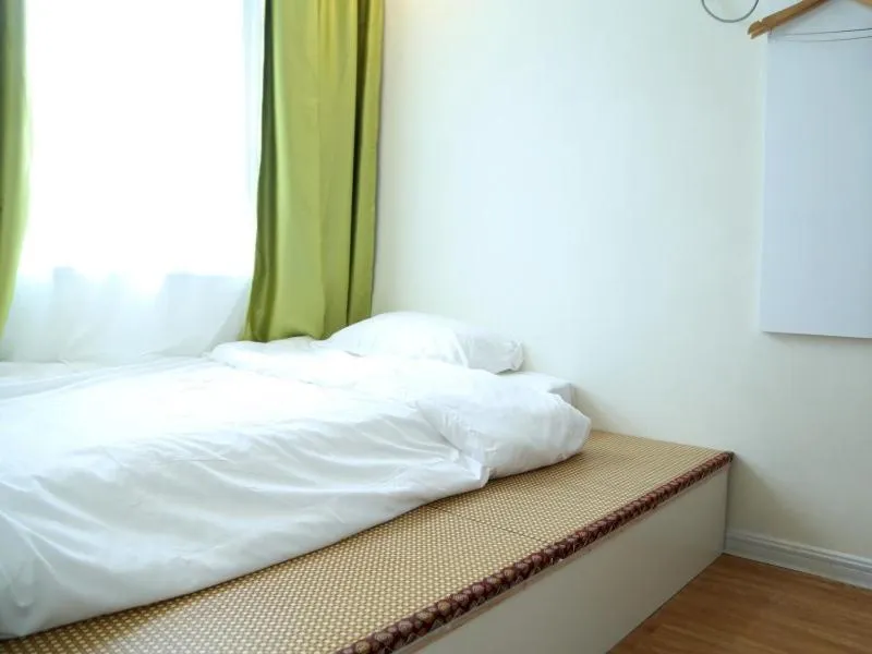 Bed in Shell Zaozhuang Taierzhuang Ancient City Battle Memorial Hotel