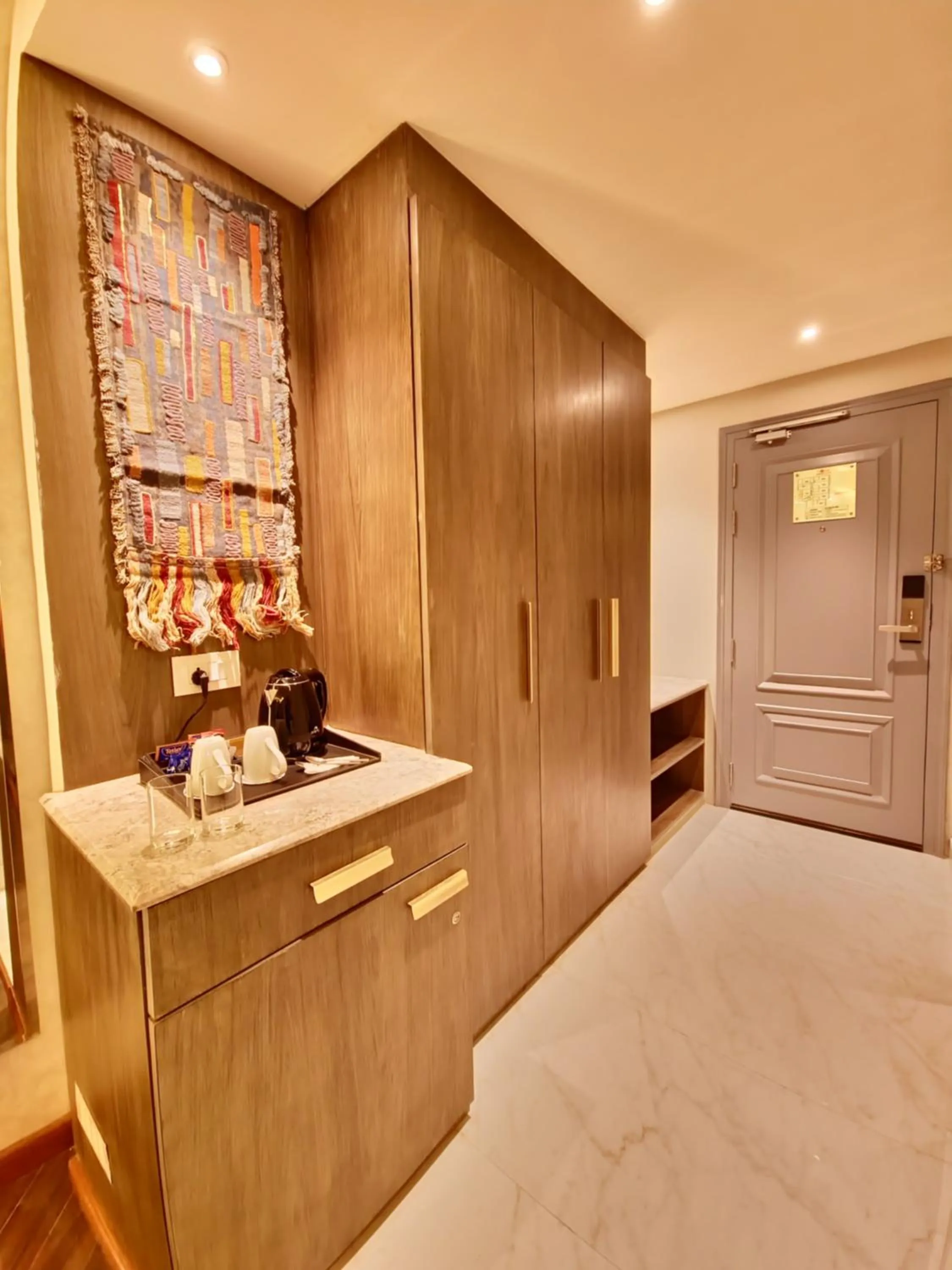 wardrobe, Bed in Vaydantaa - Luxury Boutique Hotel Mussoorie