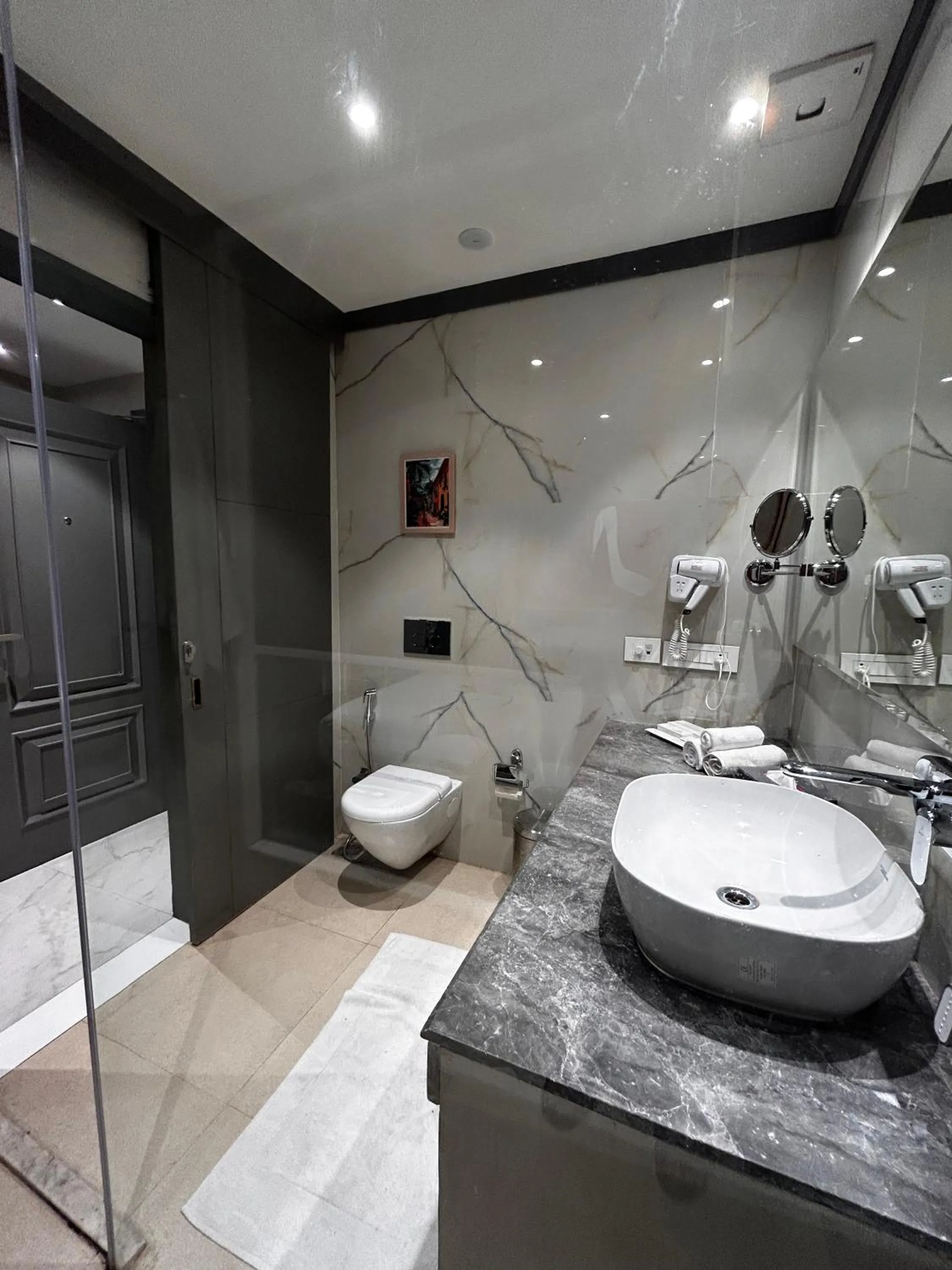 Toilet in Vaydantaa - Luxury Boutique Hotel Mussoorie