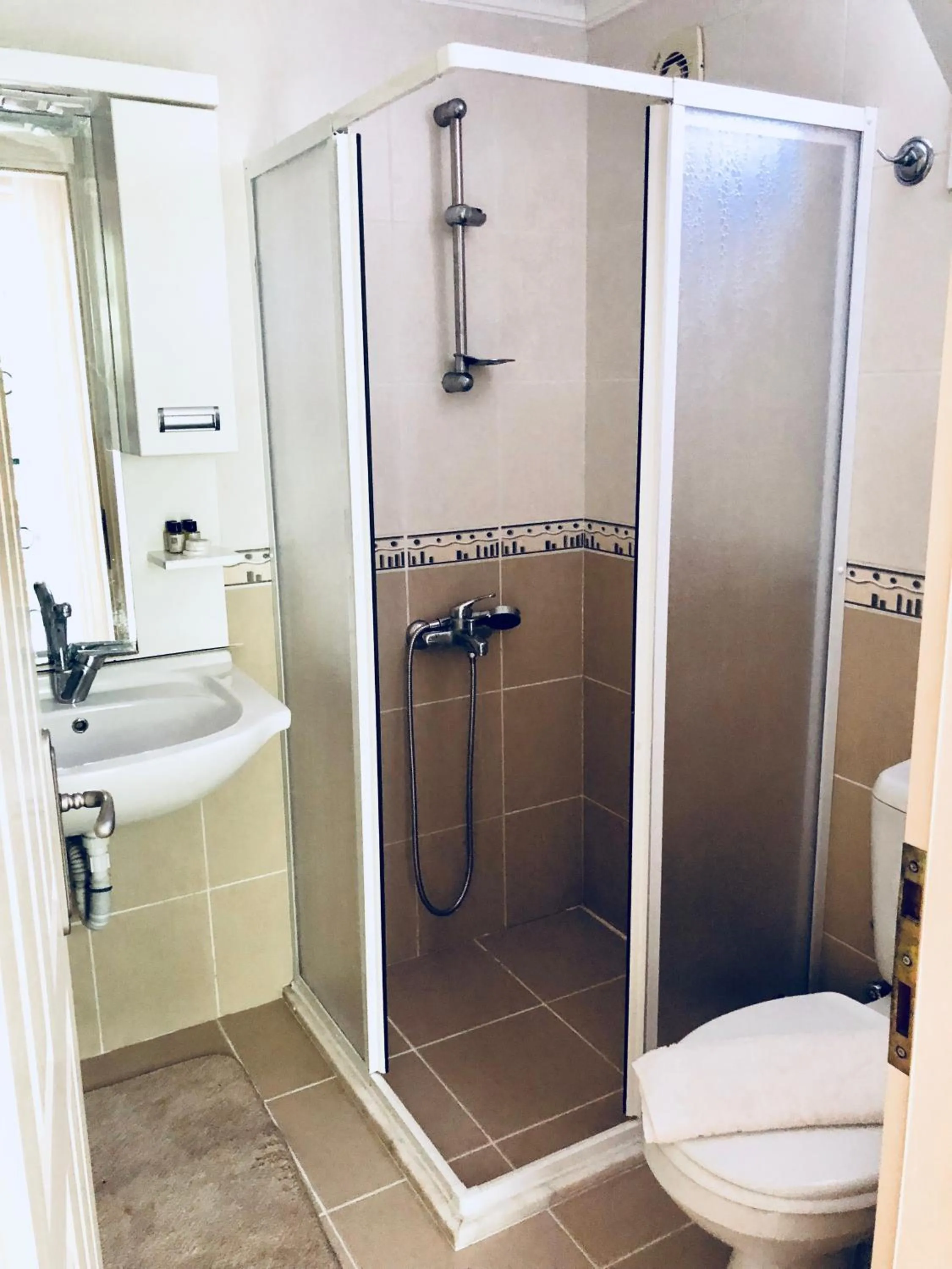 Bathroom in Dove Apart Hotel