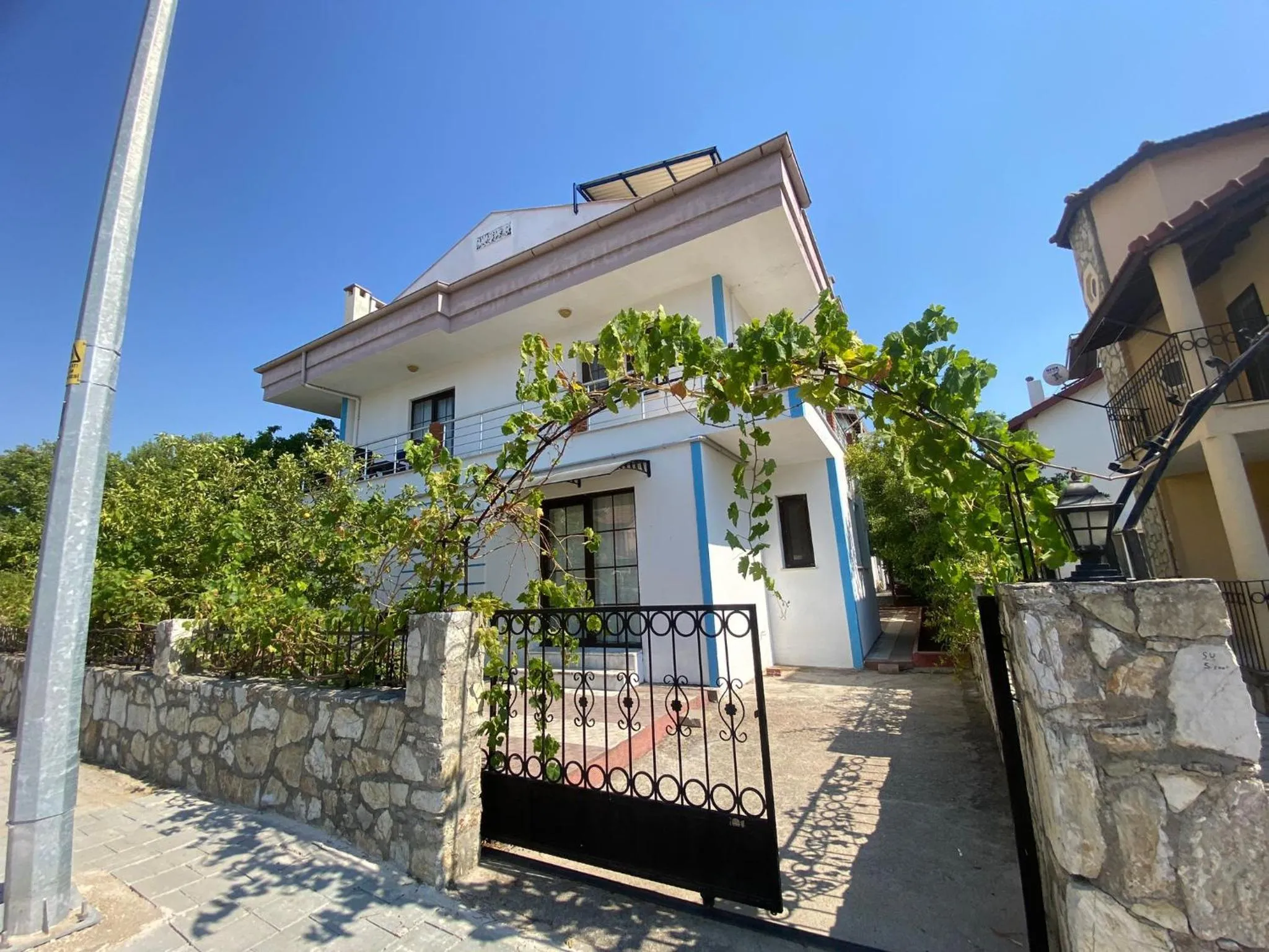 Day in Dove Apart Hotel