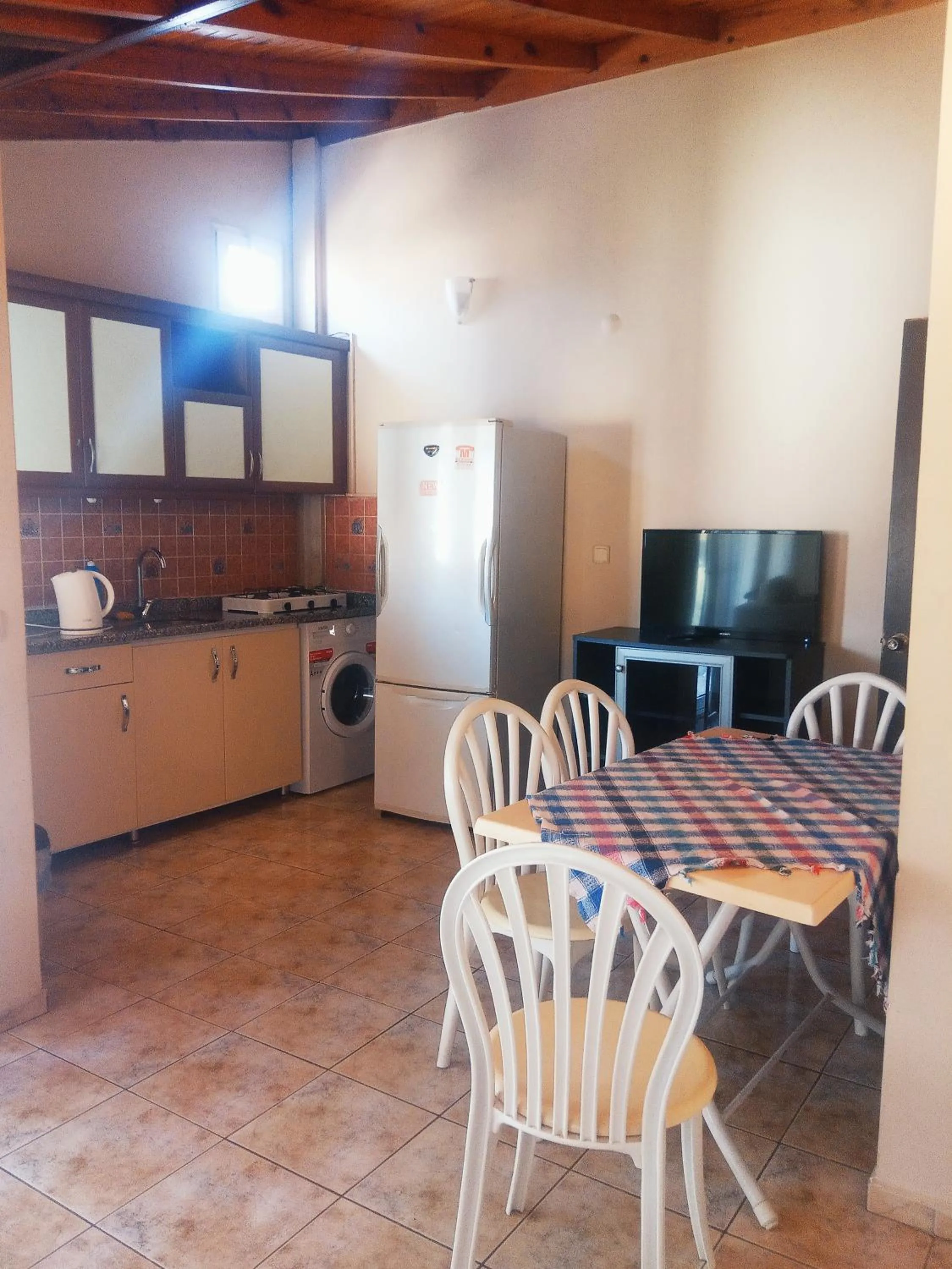 Kitchen or kitchenette in Dove Apart Hotel