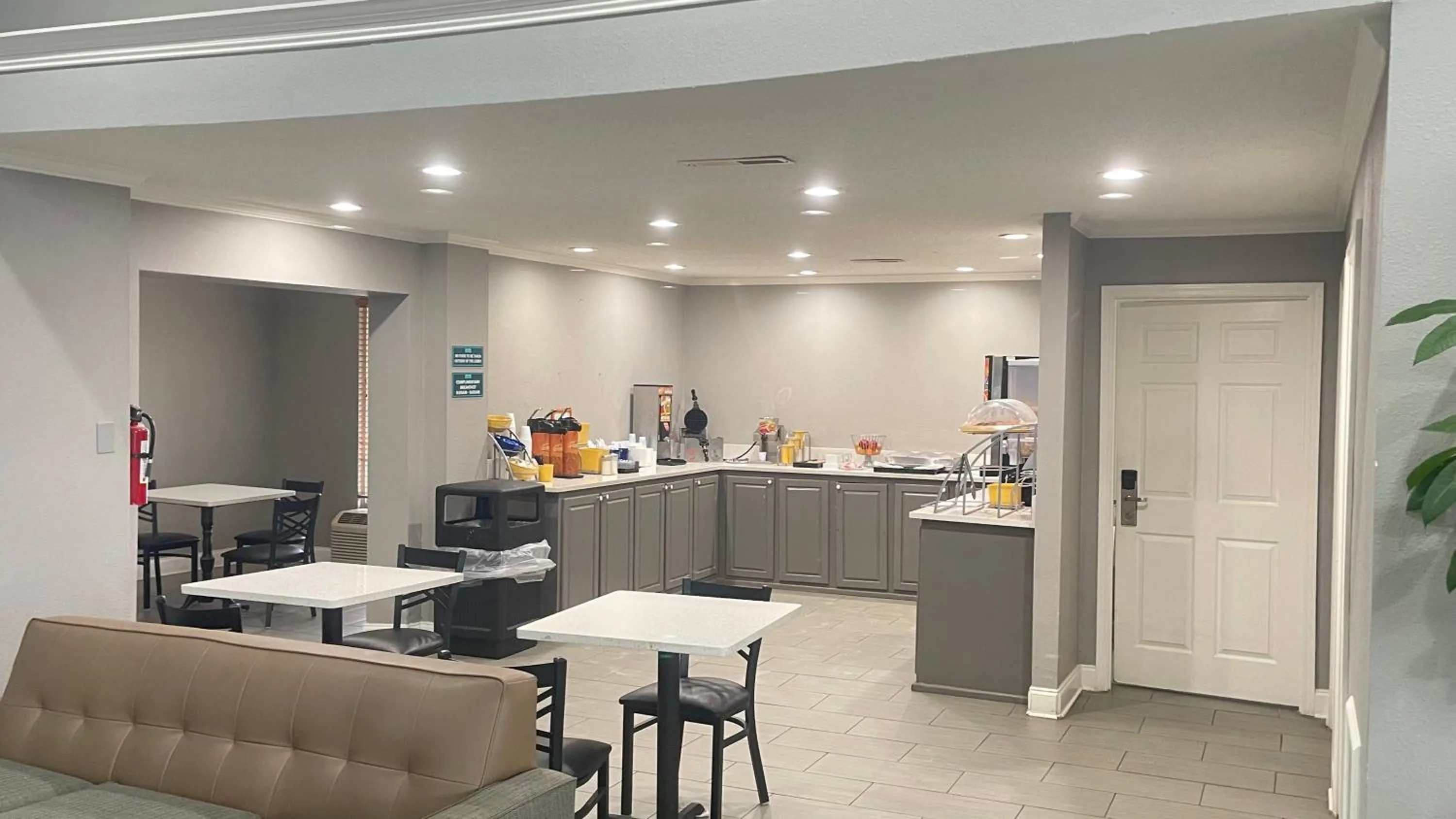 Homegate Inn And Suites