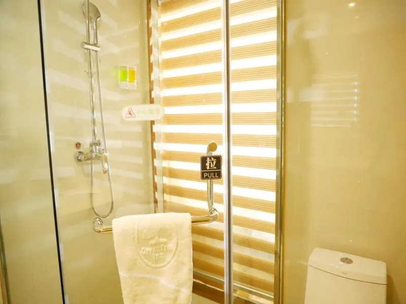 GreenTree Inn Zhumadian high-speed rail station square store