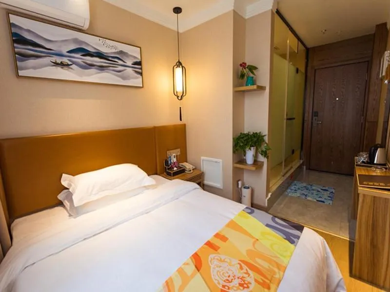 Bed in Shell Zhengzhou Zhongyuan Fota Hotel