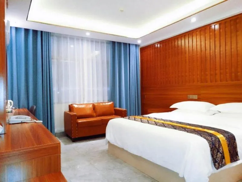 Shell Hainan Ledong County Huangliu Town Bus Station Hotel