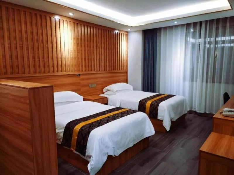 Shell Hainan Ledong County Huangliu Town Bus Station Hotel