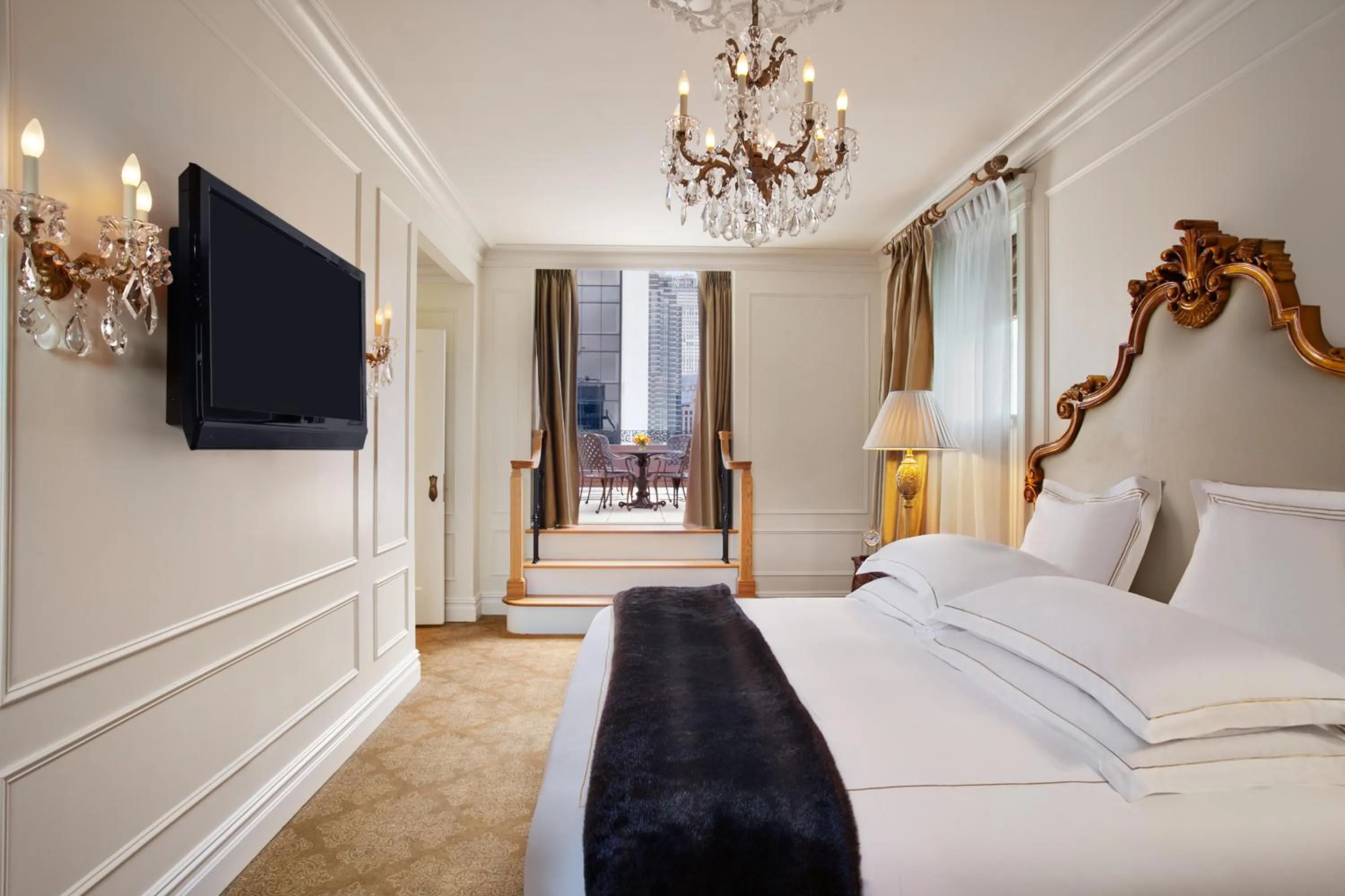 Bedroom, Bed in The Plaza