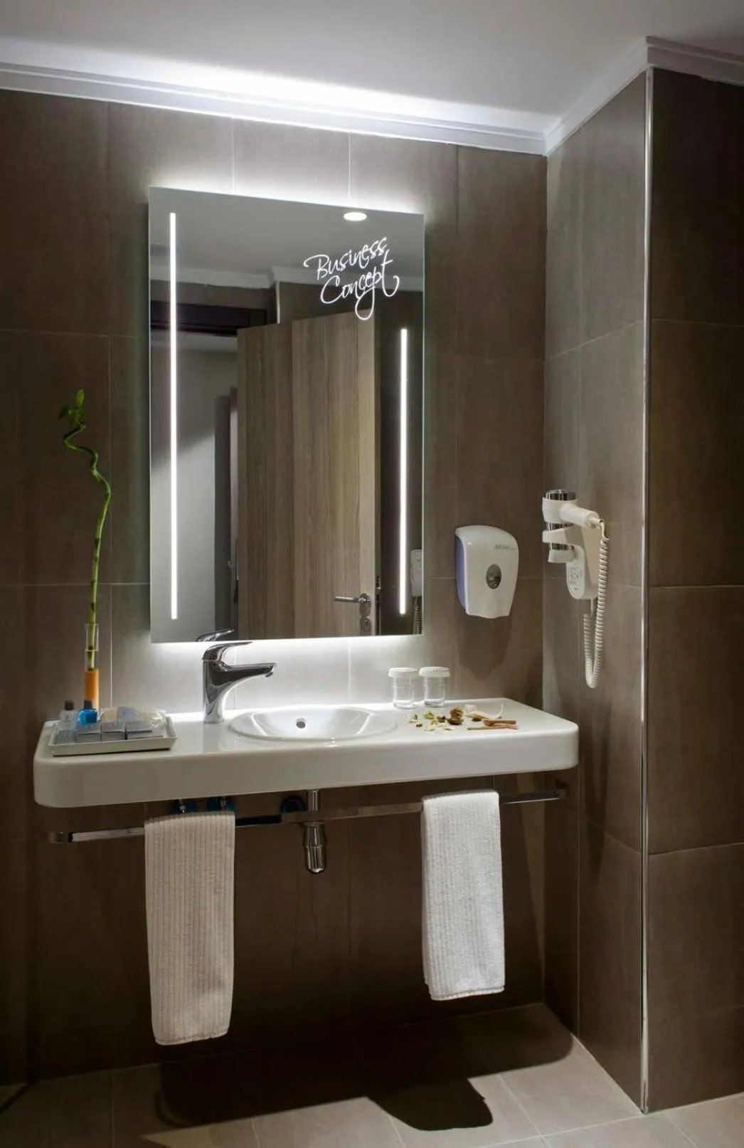 Bathroom in Ostimpark Business Hotel