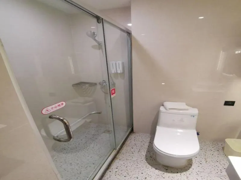 Shell Liaocheng Linqing City Bus Station Hotel