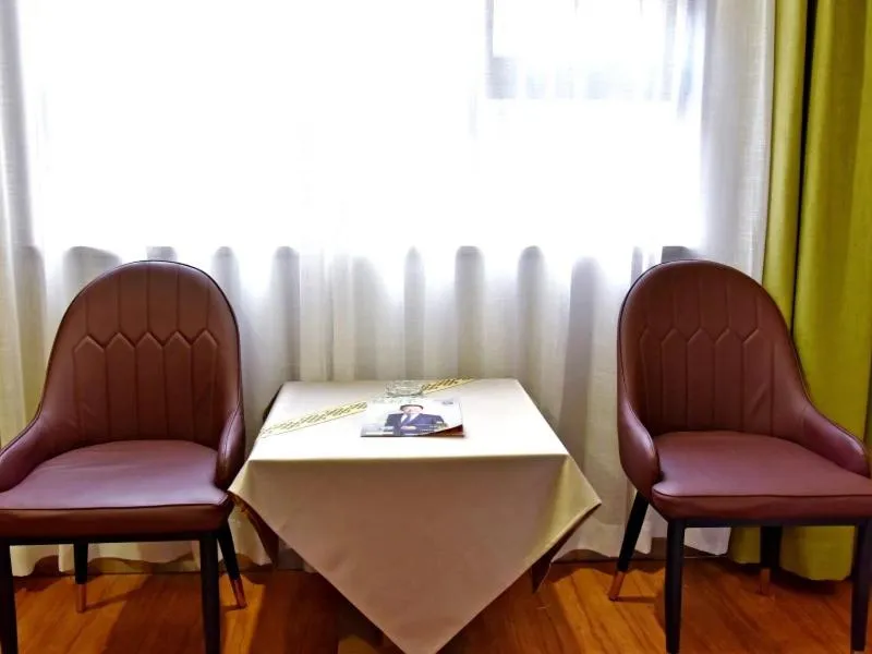 Gme Xi'an City Chang'an District Fengqiyuan Subway Station Hotel