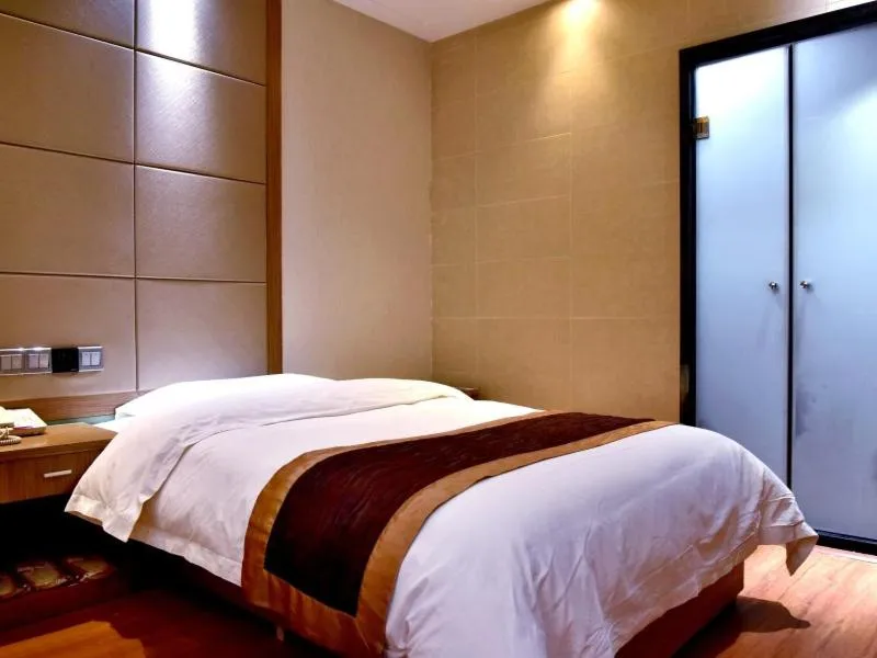 Bed in Gme Xi'an City Chang'an District Fengqiyuan Subway Station Hotel