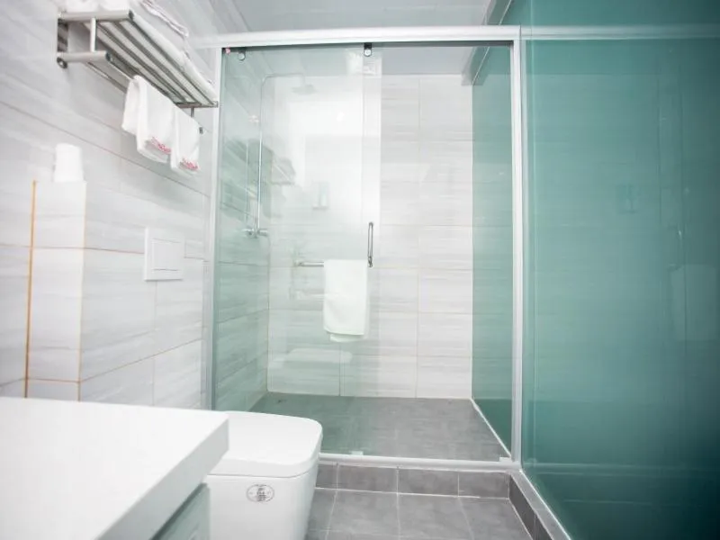 Shell Chuzhou North Bus Station Hotel