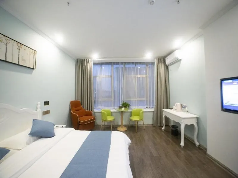 Bed in Shell Chuzhou North Bus Station Hotel